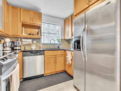 1236 Alton Rd 304, Miami Beach FL - photo 12 of 28