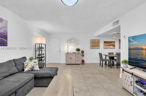 1236 Alton Rd 304, Miami Beach FL - photo 7 of 28