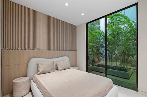 4534 Sheridan Ave, Miami Beach FL - photo 16 of 54