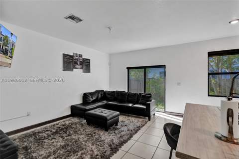 408 NE 212th Ter, Miami FL - photo 13 of 54