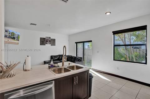 408 NE 212th Ter, Miami FL - photo 19 of 54
