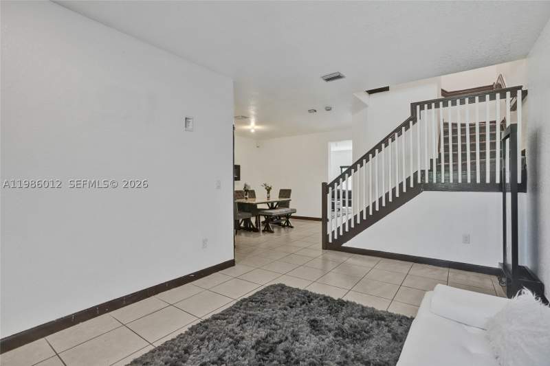 4 bedroom Townhouse at 408 NE 212th Ter, Via Venture Neighborhood, Miami — photo 3