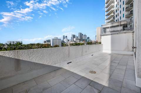 10 SW South River Dr 609, Miami FL - photo 14 of 27