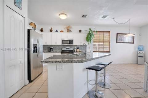 1173 NW 135th Ct, Miami FL - photo 8 of 38