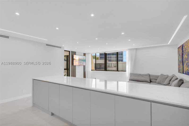 4 bedroom Condominium at 20441 NE 30th Ave 424-9, Villa Dorada Condo No 2, Aventura — photo 5
