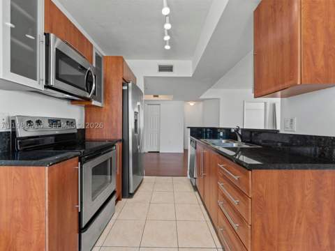 3232 SW 22nd Ter 1609, Miami FL - photo 10 of 36