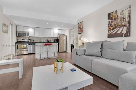 1117 Meridian Ave 5-1117, Miami Beach FL - photo 6 of 41