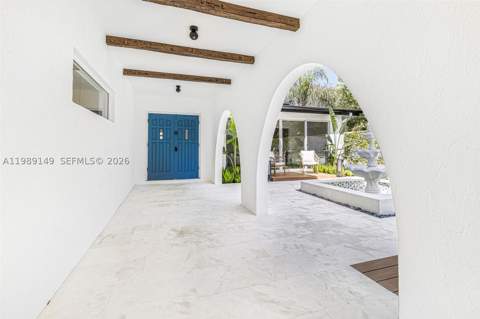 18490 SW 83rd Pl, Cutler Bay FL - photo 6 of 84