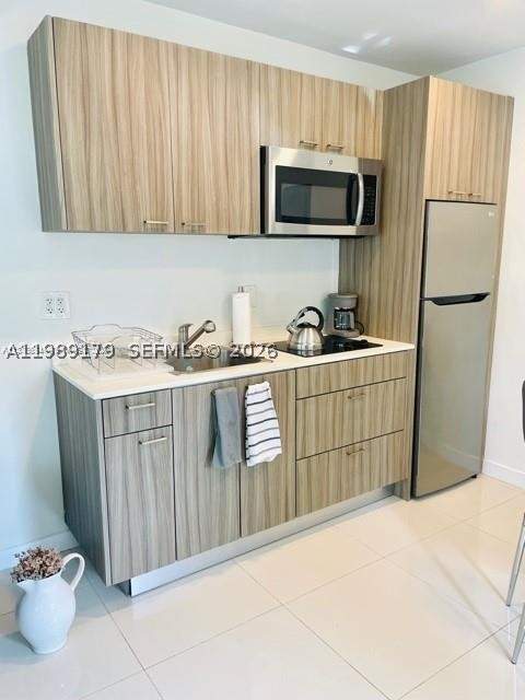 1419 West Ave 106, Miami Beach FL - photo 9 of 23