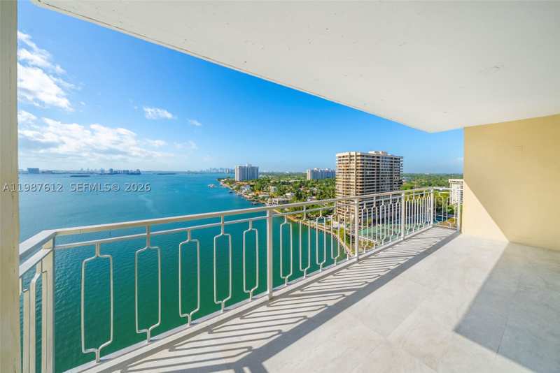 2 bedroom Condominium at 11111 Biscayne Blvd 19D, Jockey Club Condo, Miami — photo 1