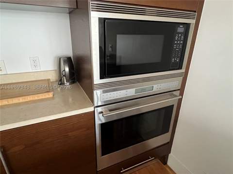 495 Brickell Ave 2401, Miami FL - photo 18 of 36