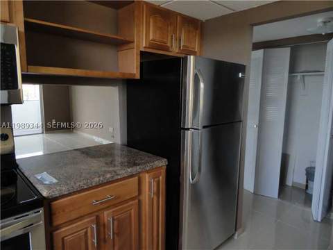 16410 Miami Dr 504, North Miami Beach FL - photo 12 of 26