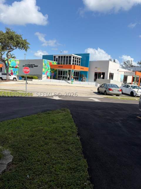 16410 Miami Dr 504, North Miami Beach FL - photo 6 of 26
