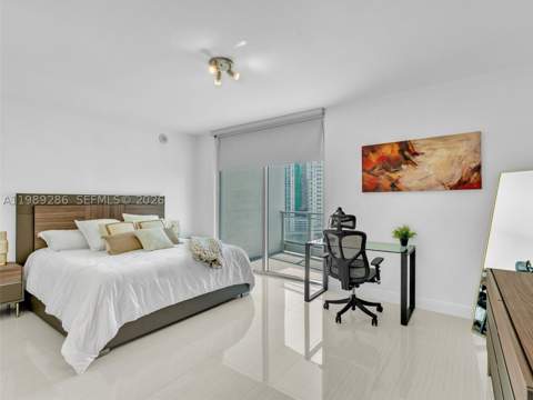90 SW 3rd St 2013, Miami FL - photo 16 of 44
