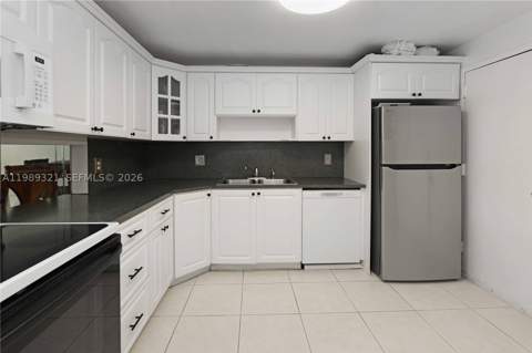 2821 N Miami Beach Blvd 2K, North Miami Beach FL - photo 11 of 40