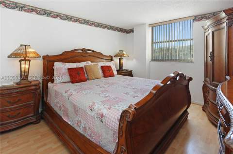 2821 N Miami Beach Blvd 2K, North Miami Beach FL - photo 19 of 40