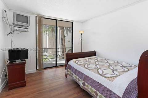 2821 N Miami Beach Blvd 2K, North Miami Beach FL - photo 22 of 40