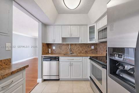 3581 SW 117th Ave 5-308, Miami FL - photo 16 of 38