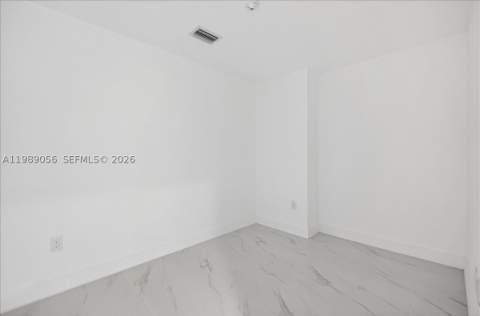 700 NE 24 2606, Miami FL - photo 24 of 73