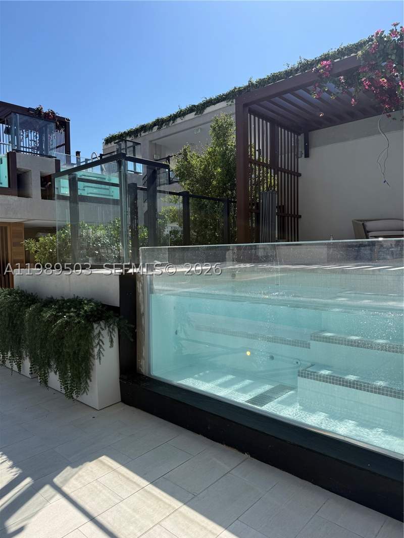0 bedroom Condominium at 20 NE 11th St 3212b, E11Even Hotel, Miami — photo 4