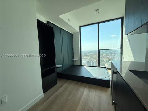 20 NE 11th St 3212b, Miami FL - photo 6 of 9