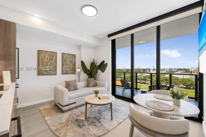 1 bedroom Condominium at 580 72nd St 613, 580 72nd Street Condo, Miami Beach — photo 2