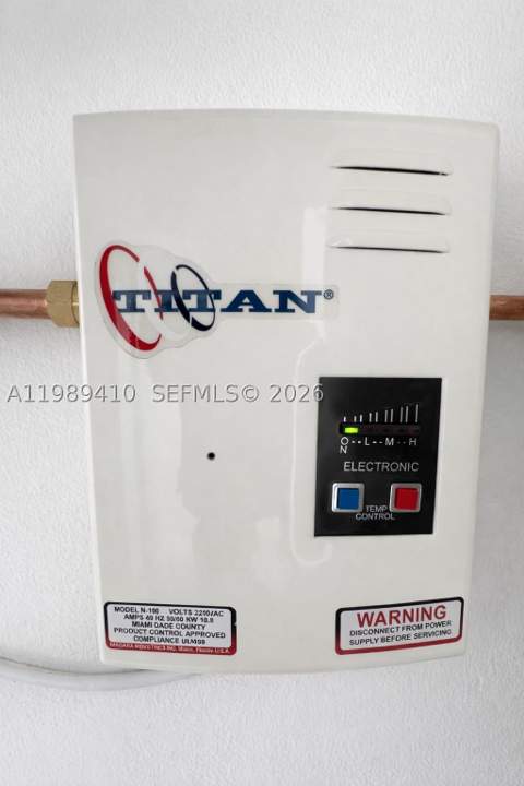 2450 NW 157th St Rd, Miami Gardens FL - photo 11 of 24