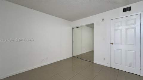 17021 N Bay Rd 1015, Sunny Isles Beach FL - photo 12 of 46