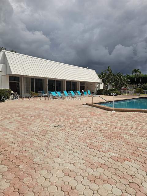 20400 W Country Club Dr 601, Aventura FL - photo 14 of 26