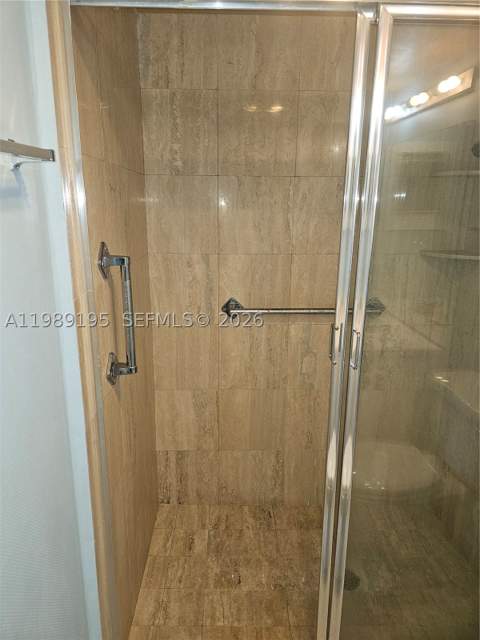 20400 W Country Club Dr 601, Aventura FL - photo 22 of 26