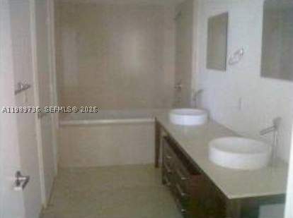 475 Brickell Ave 5111, Miami FL - photo 9 of 19