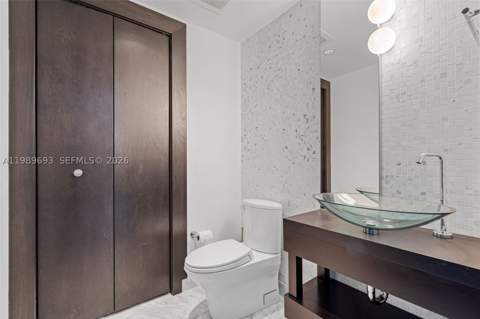 200 Biscayne Boulevard Way 3707, Miami FL - photo 15 of 42