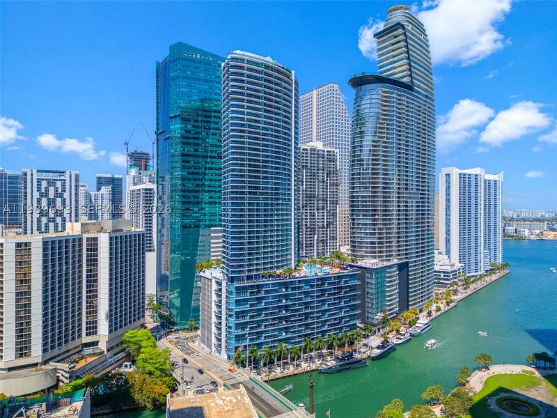 2 bedroom Condominium at 200 Biscayne Boulevard Way 3707, Epic West Condo, Miami — photo 2