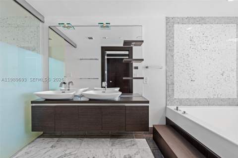 200 Biscayne Boulevard Way 3707, Miami FL - photo 20 of 42