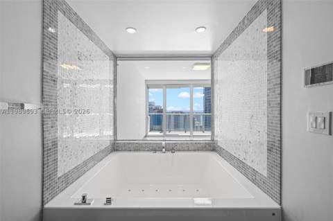 200 Biscayne Boulevard Way 3707, Miami FL - photo 22 of 42