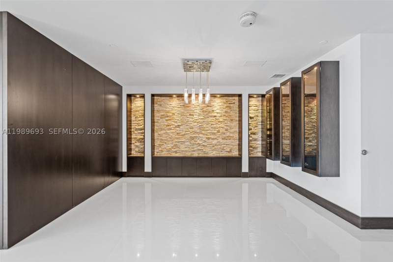 2 bedroom Condominium at 200 Biscayne Boulevard Way 3707, Epic West Condo, Miami — photo 3