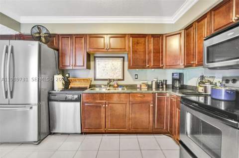 337 Ives Dairy Rd 12, Miami FL - photo 21 of 43