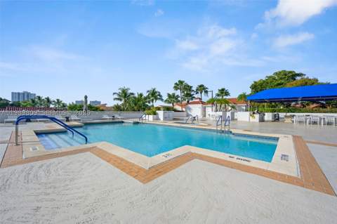 3598 Yacht Club Dr 1204, Aventura FL - photo 9 of 19