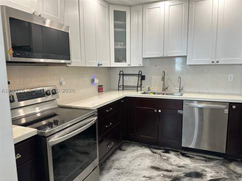 9341 E Bay Harbor Dr 6C, Bay Harbor Islands FL - photo 11 of 26