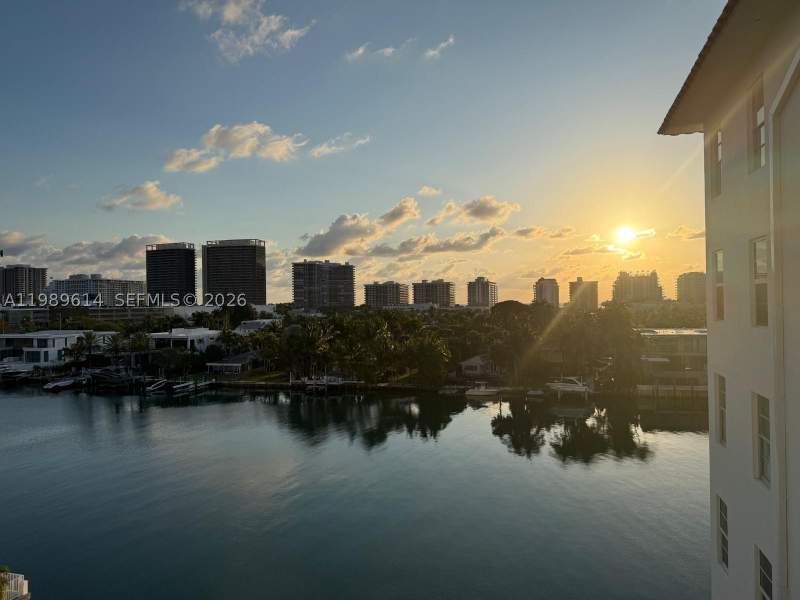 2 bedroom Condominium at 9341 E Bay Harbor Dr 6C, Granada Condominium, Bay Harbor Islands — photo 2