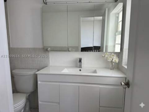 9341 E Bay Harbor Dr 6C, Bay Harbor Islands FL - photo 22 of 26