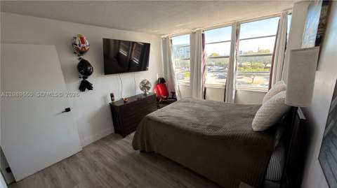 1351 NE Miami Gardens Dr 325E, Miami FL - photo 13 of 39