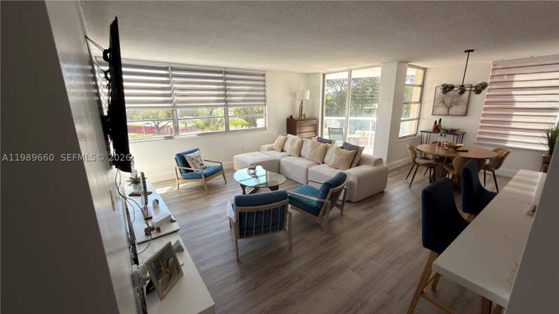 2 bedroom Condominium at 1351 NE Miami Gardens Dr 325E, Buckley Towers Condo - Ea, Miami — photo 3