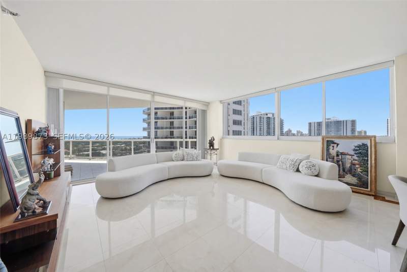 3 bedroom Condominium at 3801 NE 207th St 1203, One Island Place Condo 1, Aventura — photo 2