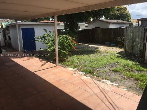 625 E 8th Ct, Hialeah FL - photo 13 of 18