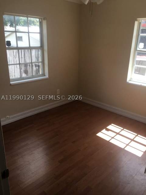 625 E 8th Ct, Hialeah FL - photo 9 of 18