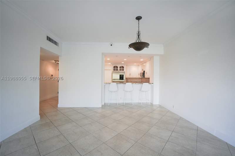 2 bedroom Condominium at 151 Crandon Blvd 320, The Emeraldbay @ Key Colo, Key Biscayne — photo 3