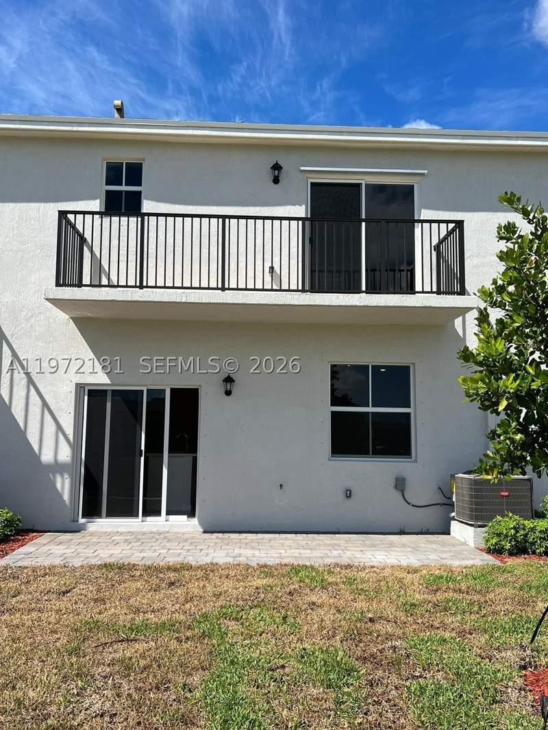 3 bedroom Townhouse at 1765 SE 7th Ter, Cedar At Keys Gate, Homestead — photo 2