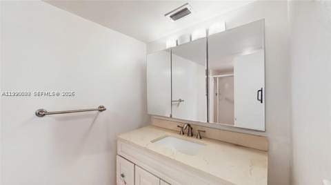 1401 NE 191st St D117, Miami FL - photo 6 of 10