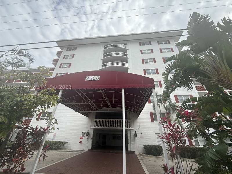 2 bedroom Condominium at 3660 NE 166th St 415, Eastern Shores White Hous, North Miami Beach — photo 1
